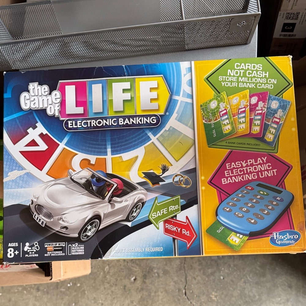 Hasbro The Game of Life Electronic Banking - ages 8 & up